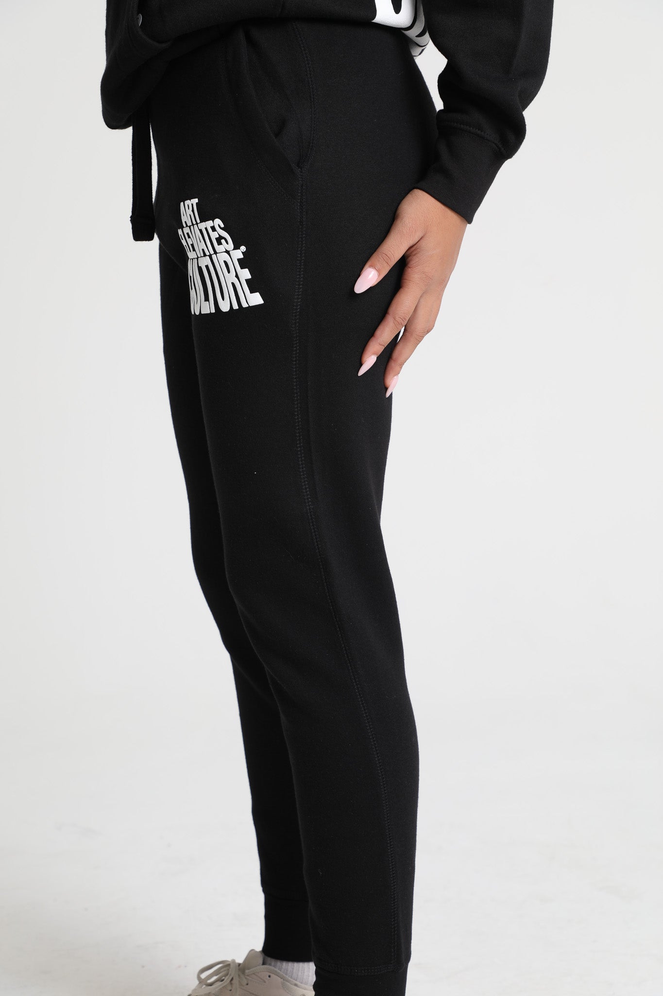 Art Elevates Culture - Sweatsuit (Black)